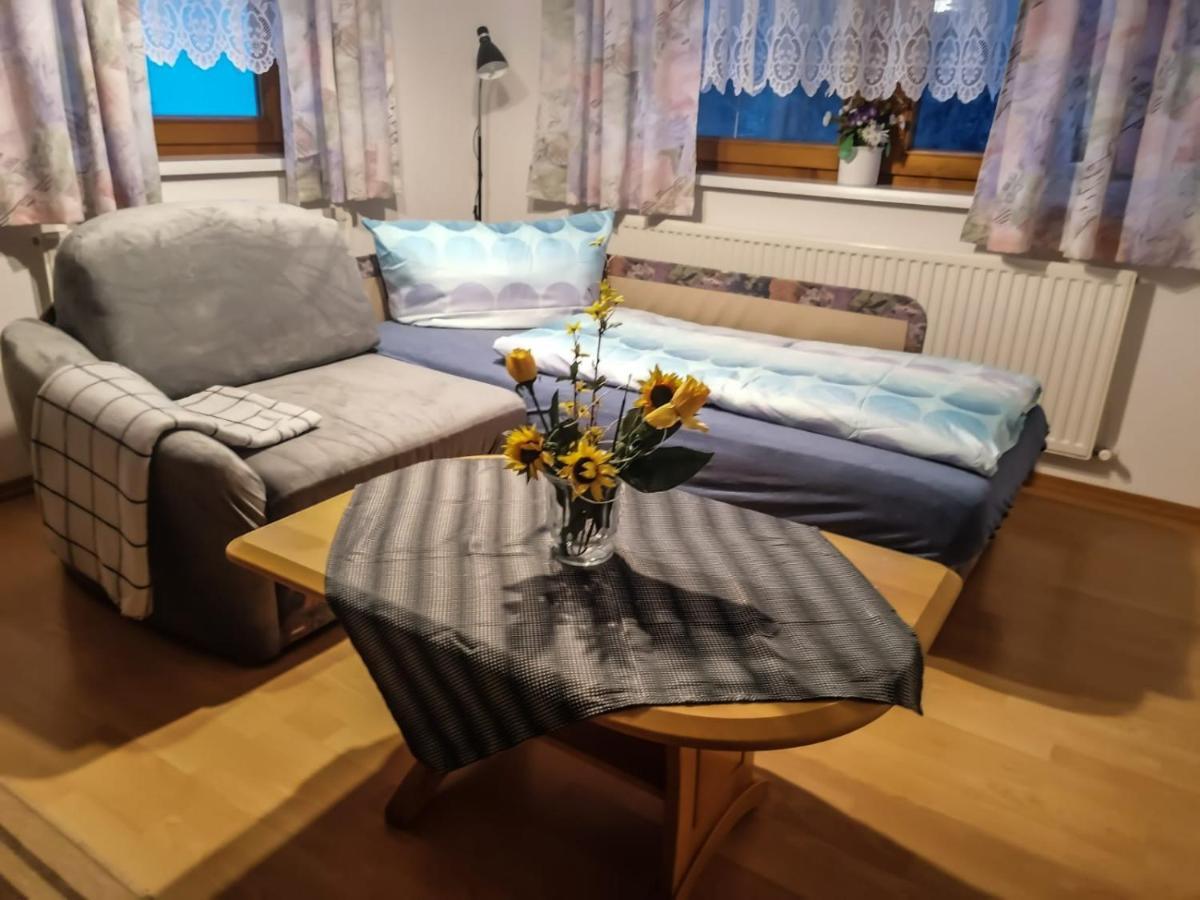 Schultes Evelyn Apartment Jerzens Bagian luar foto