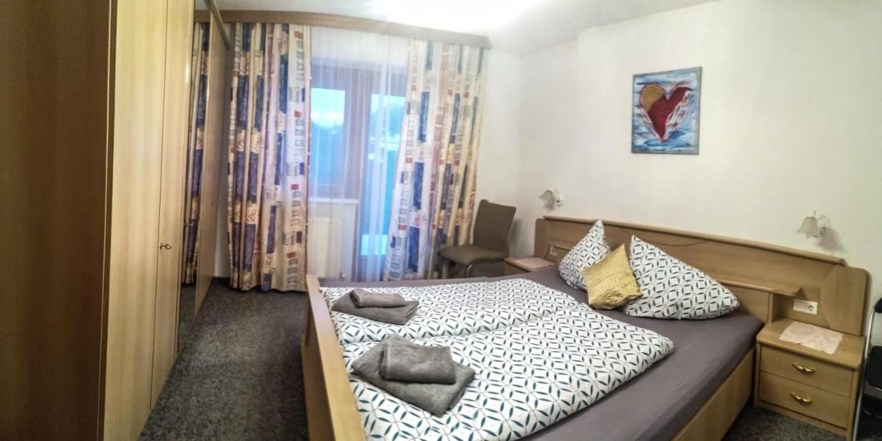 Schultes Evelyn Apartment Jerzens Bagian luar foto